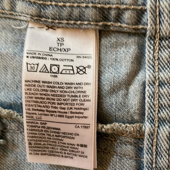 Gap jean jacket - Picture 5 of 5
